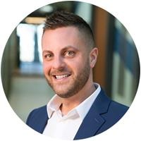 Chris Horan headshot